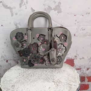 Coach Tea Rose Dakota Handbag